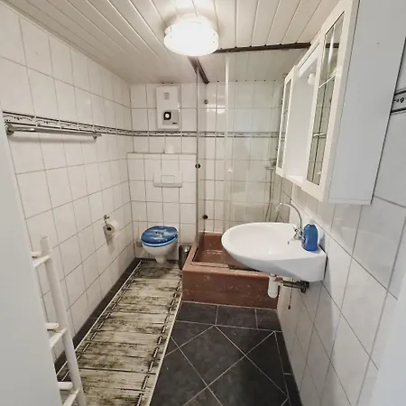 Boardinghouse Leiwen 46 *